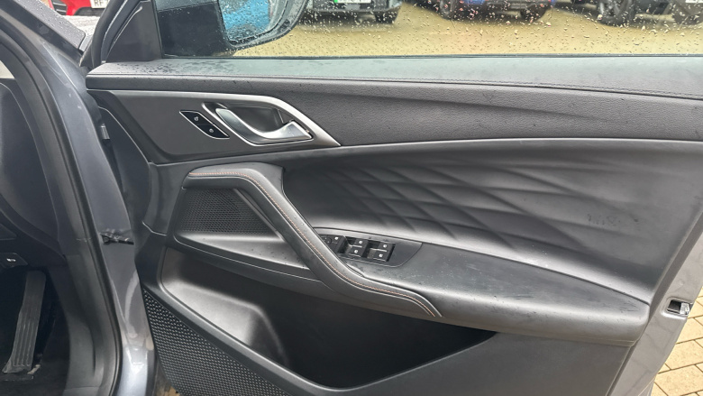 MG HS 1.5 T-GDI SE 5dr Petrol Hatchback